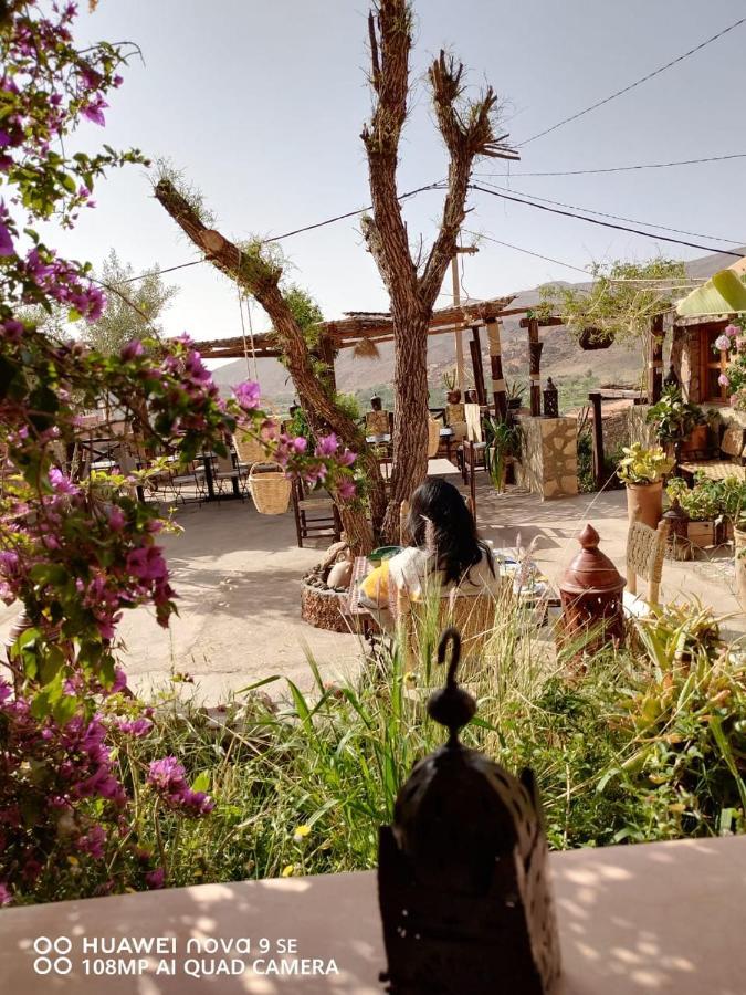Bed and Breakfast Dar Isselday Tisseldeï Exterior foto